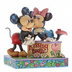 Minnie Mouse & Mickey Mouse, Kissing booth