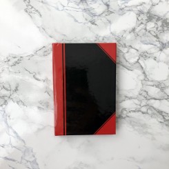 Kinabog A7 sort/rød, linieret